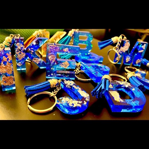 New keychains any color, - Picture 1 of 3